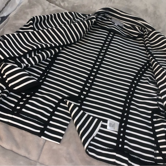 Olivia Moon Stretchy Black & White Striped Single Button Blazer W/ Pockets! - Picture 5 of 9